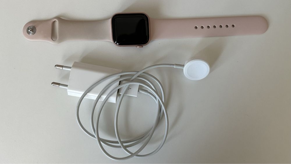 Apple watch series 5, 40 mm rose gold