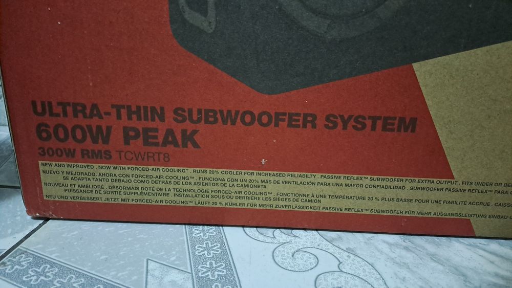 Subwoofer auto Kicker tcwrt82-48