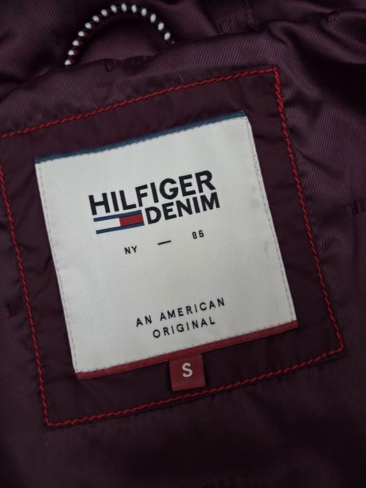 Geaca puf si pene Tommy Hilfiger