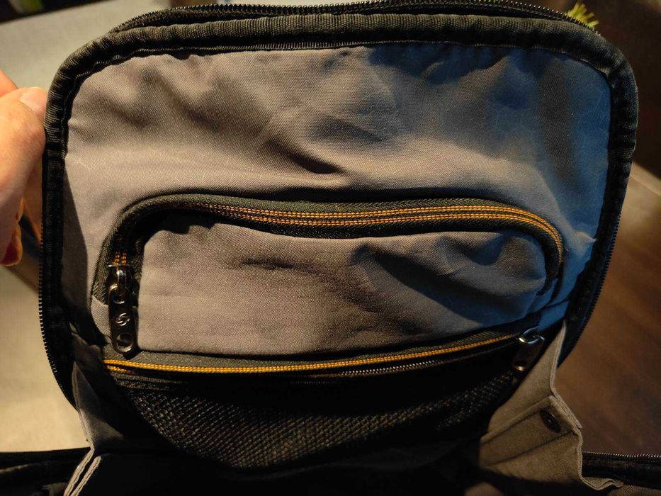 маркова раница samsonite /самсонайт/ с 3ри забележки