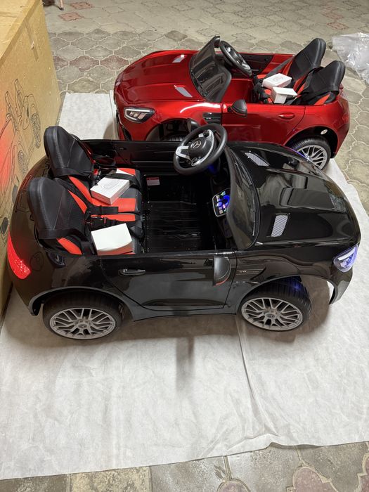 Ikki o’rinli bolalar mashinasi Mercedes Benz GT детская машина с пульт