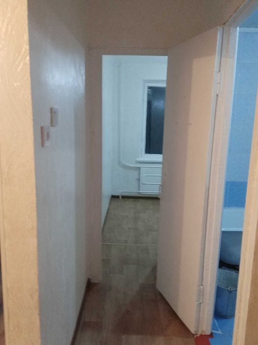 1 комнатная продам, срочно