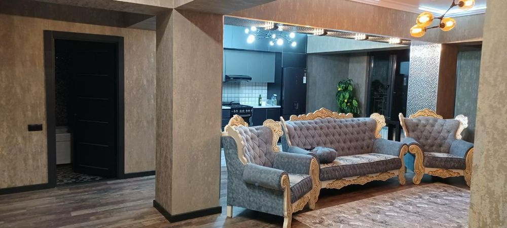 Евро квартира. ЦУМ.  2 х комнатная Срочно сдается