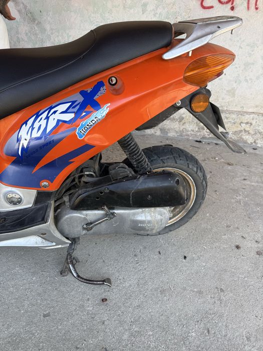 Scuter honda 8xr