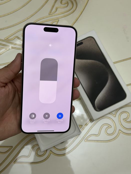 iPhone 15 Pro Max 256GB в идеальном состоянии