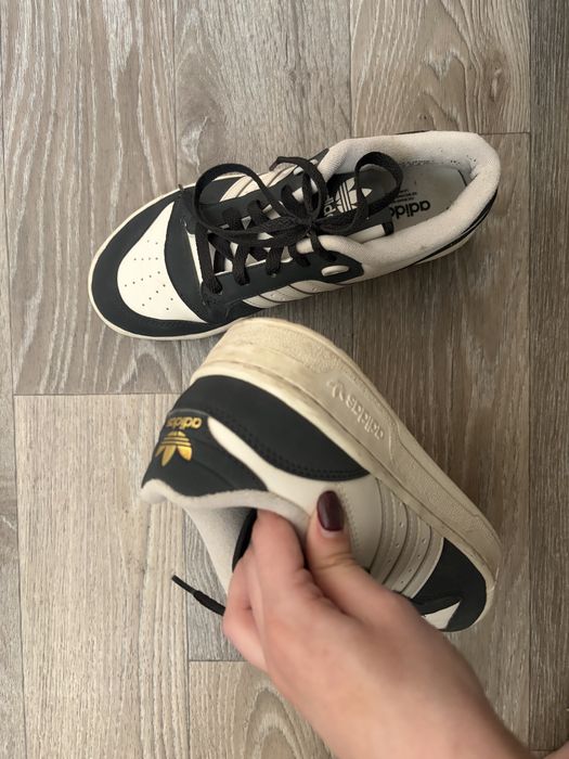 Кроссовки ADIDAS RIVALRY LOW, оригинал, 39 размер