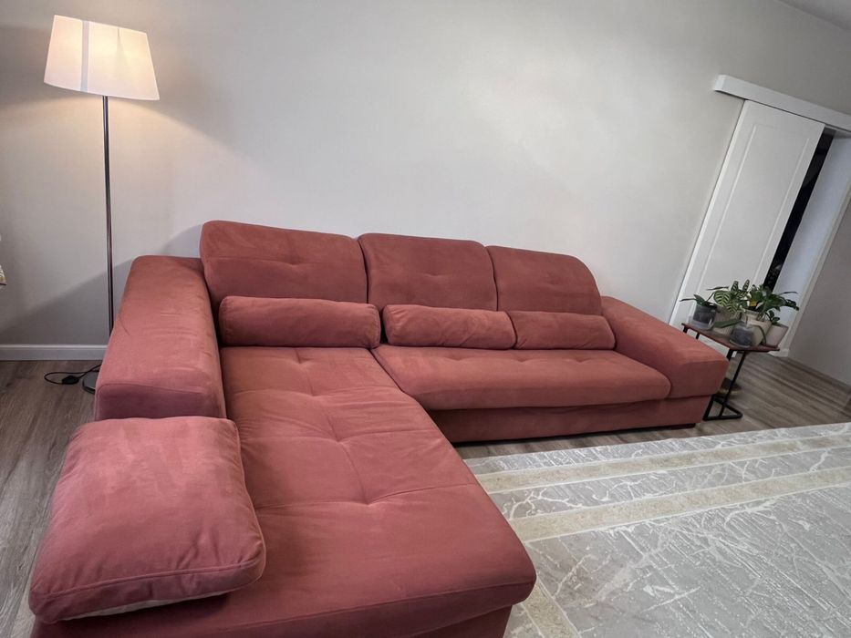 Диван в хорошем состоянии