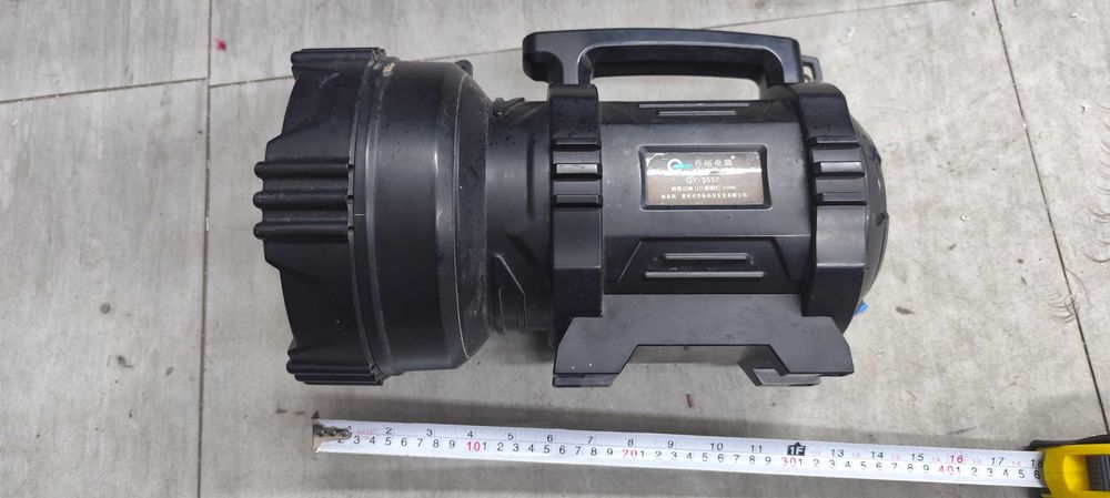 lanterna proiector 50W QY 5557 diametru 20cm ft puternica ideala paza