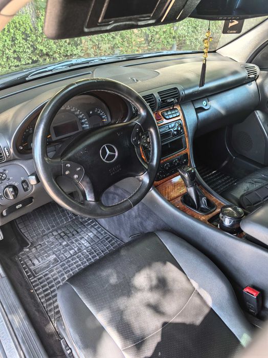 Mercedes-Benz c 220 cdi