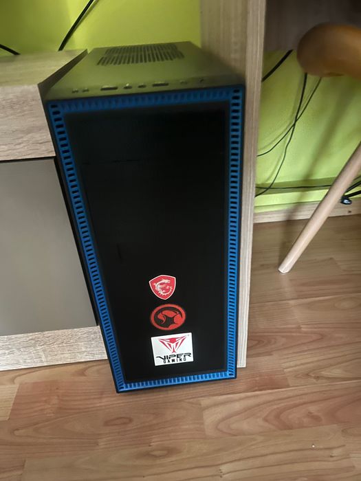 Calculator cu masuta