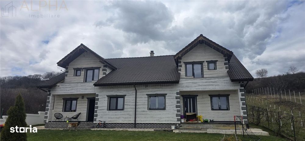 Duplex premium cu 2 apartamente – Viisoara, Bistrita, BN