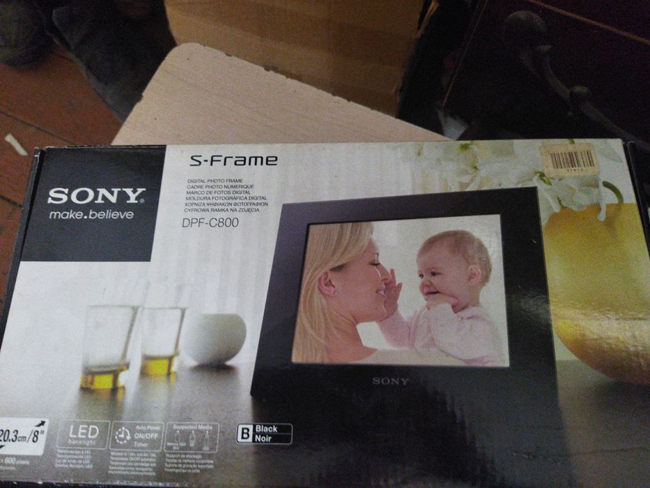 Фоторамка от Sony, S-Frame DPF-C800