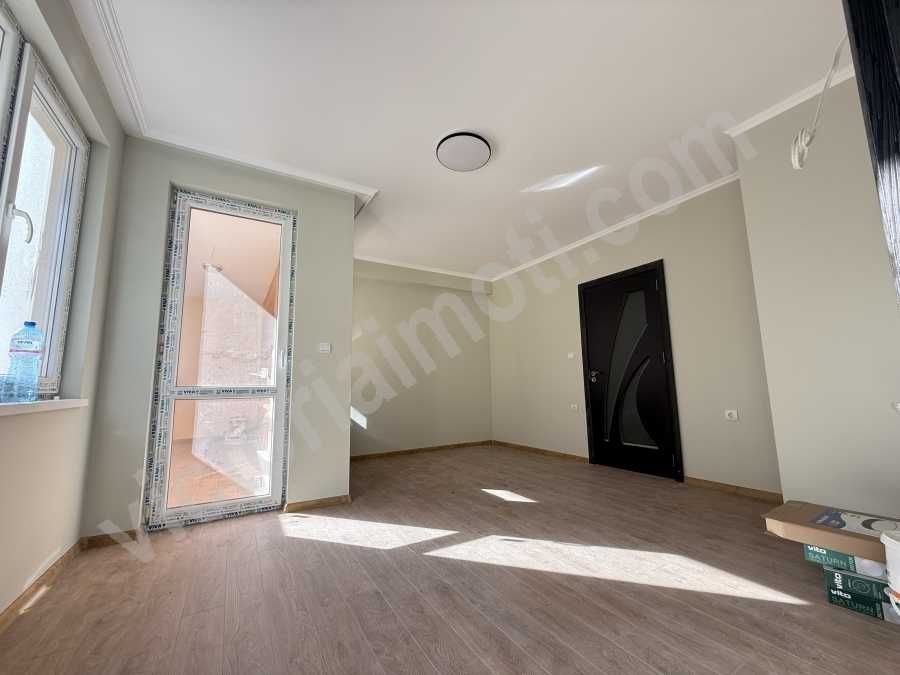 Продава се Тристаен апартамент в Велико Търново, Зона Б - 84 кв.м за 1477 €/кв.м - Снимка #7