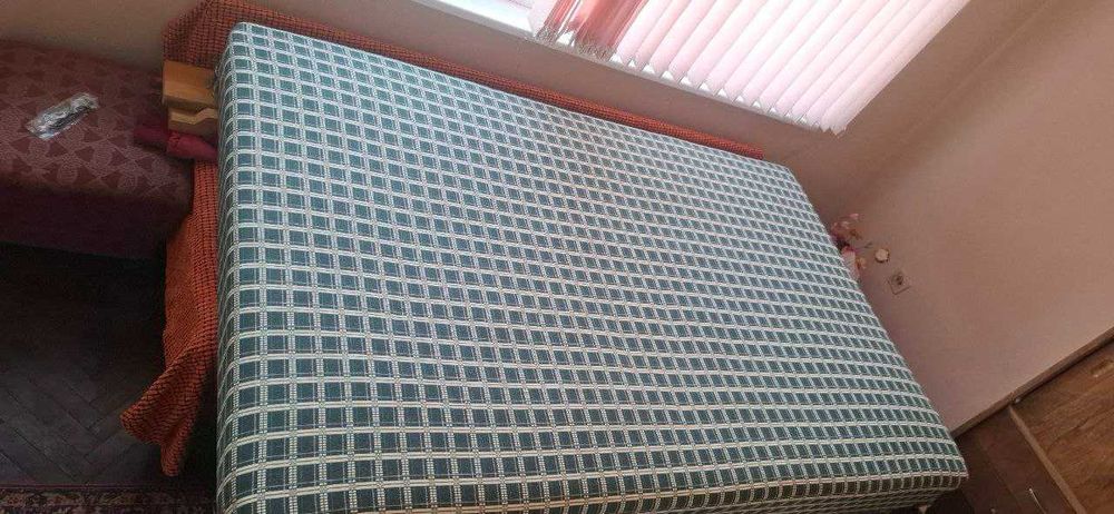 спалня от масивно дърво+матрак