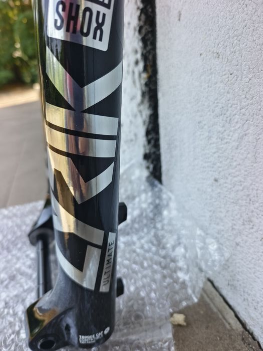 Промо RockShox Lyrik Ultimate RC2.1 29" DebonAir 160mm 15X110mm