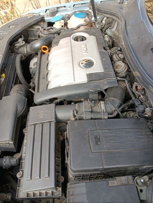 Volkswagen Passat , B6 2005