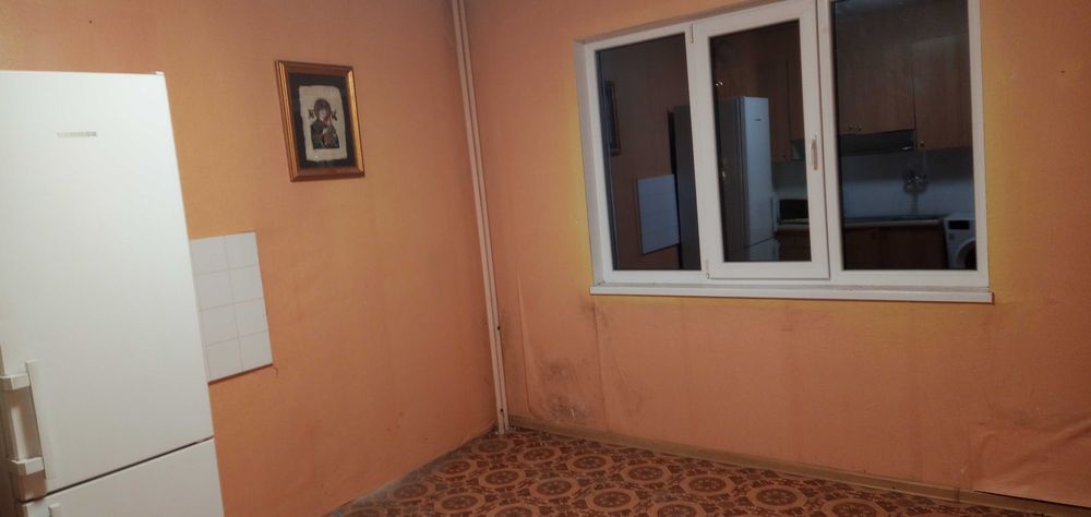 Продава се Тристаен апартамент в Варна, Лятно кино Тракия - 70 кв.м за 1958 €/кв.м - Снимка #6