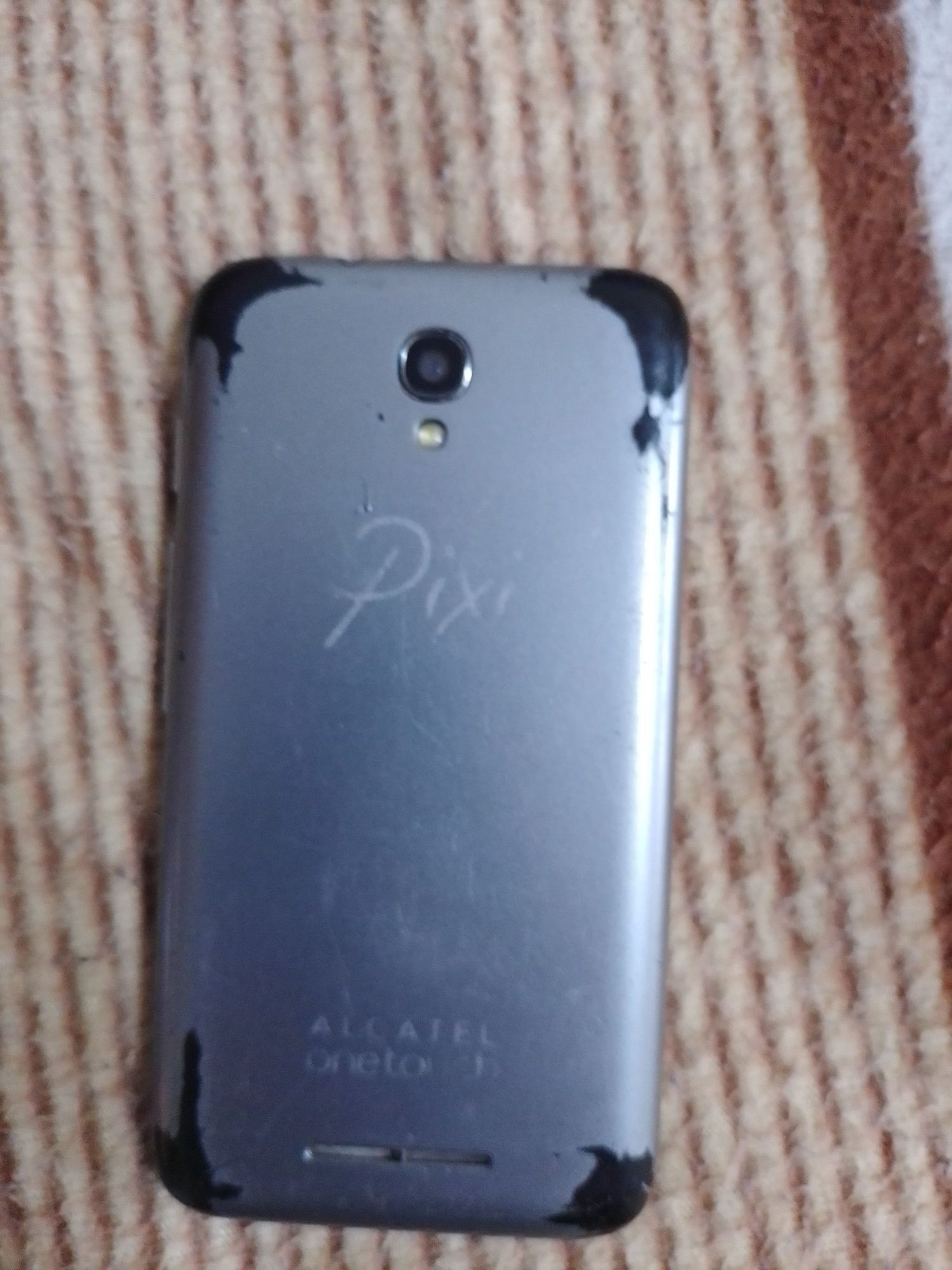 Alcatel Pixi 4024D: 175 000 сум - Мобильные телефоны Ташкент на Olx