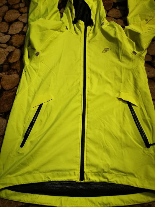 Jacheta Nike Storm Fit S salewa hoka mammut salomon marmot
