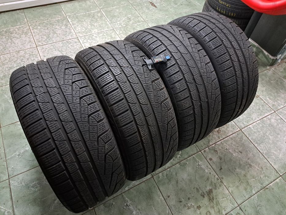 4 anvelope 245/45 R17 Pirelli profil 7.4mm