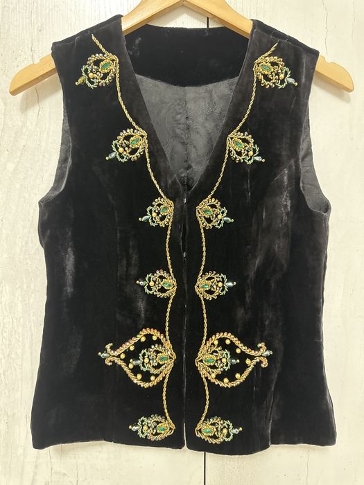 Женская одежда,кажекей