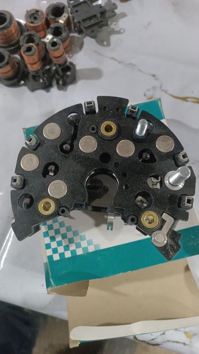 Запчасти на Генераторы