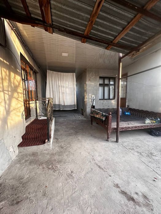 Nazarbekda Hovli sotiladi 70 000$ oʻtip beriladi