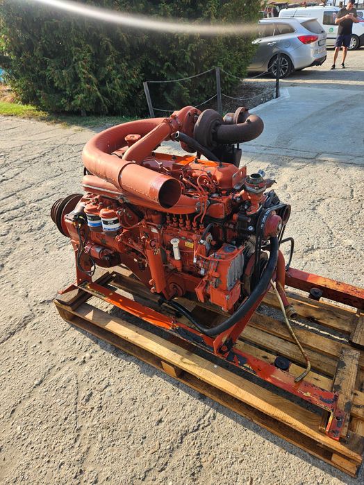 De vanzare motor combina Laverda Fiat/Iveco 8061 SI