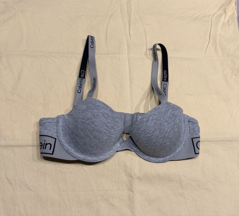 Сутиен Calvin Klein