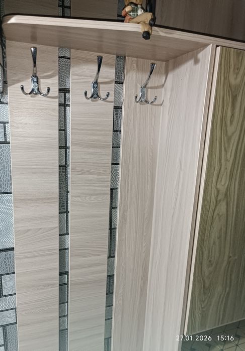 Продам прихожку для коридора срочно !!!