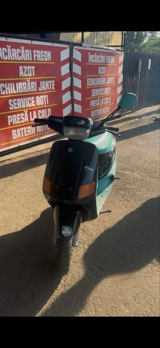 Scuter Piaggio Zip 50cc sau schimb cu iphone