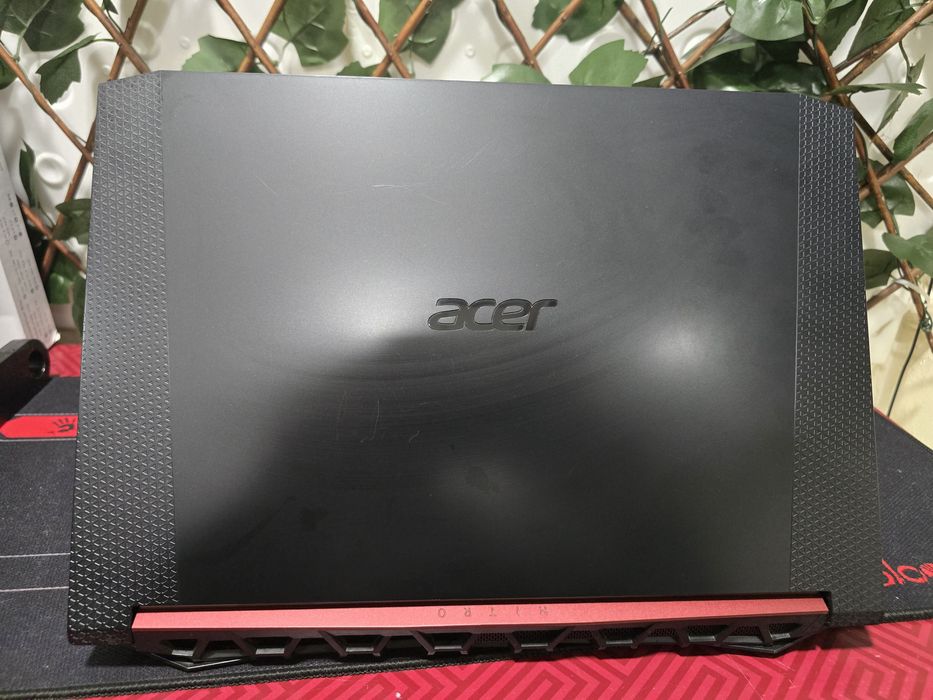 Acer Nitro 5  i7-8750H, 16gb, 256gb ssd +1TB HDD, Nvidia GTX 1650 4gb
