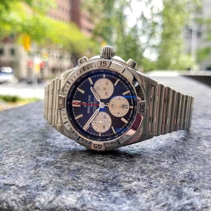 Breitling Chronomat B01 сребристо/черно