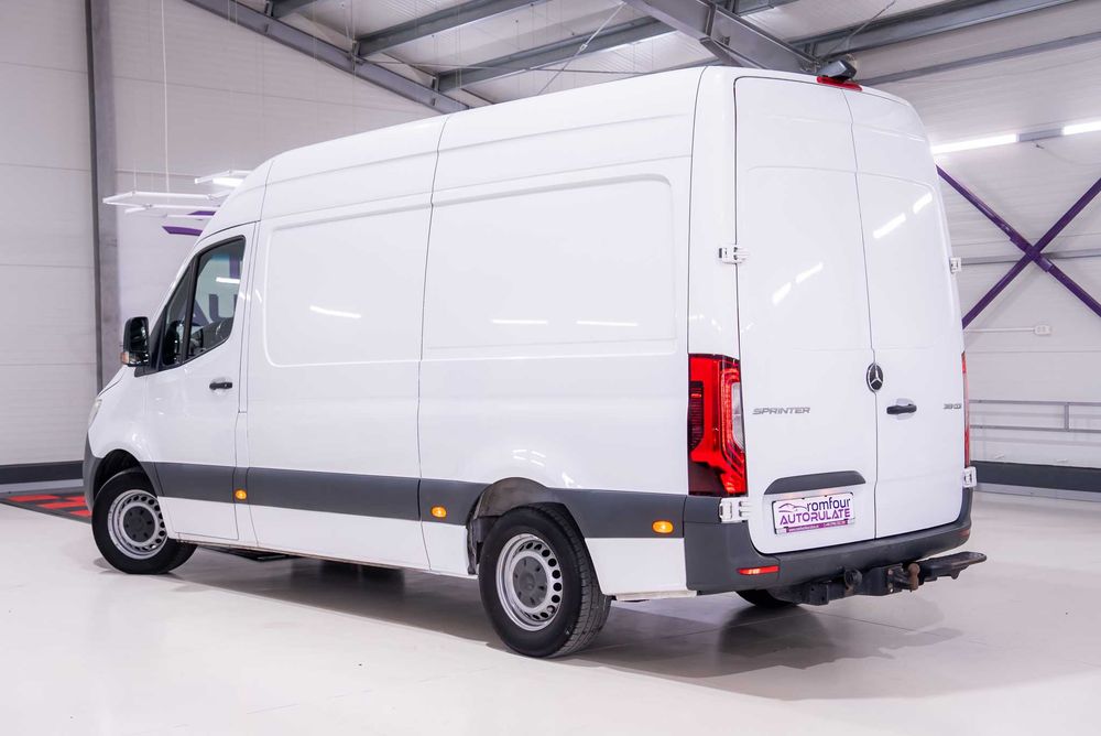 Mercedes-Benz Sprinter 319 motor 3.0