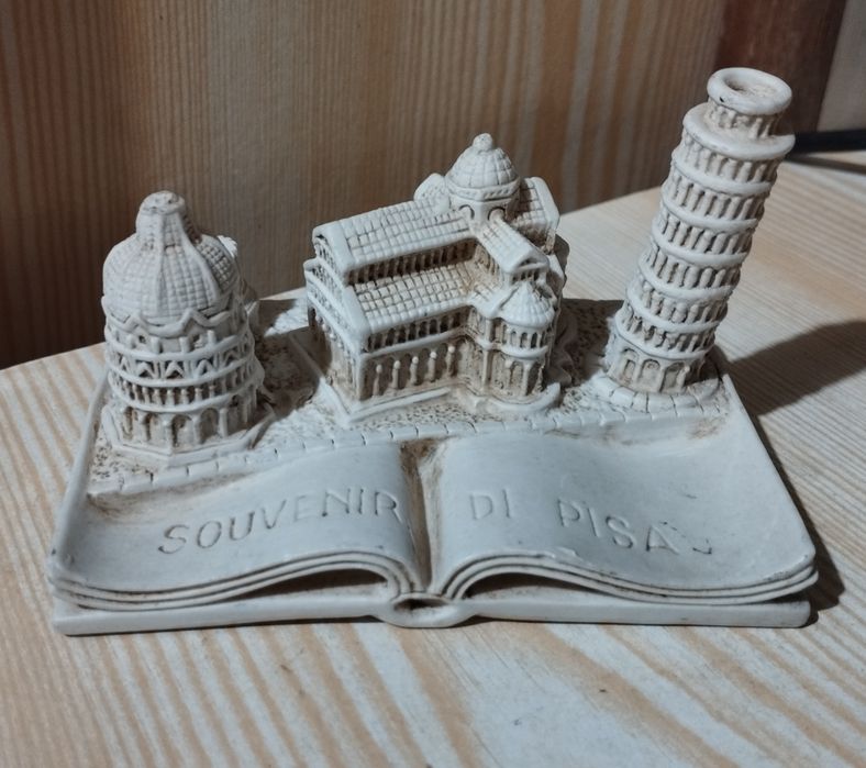 Статуетки Рим, Пиза