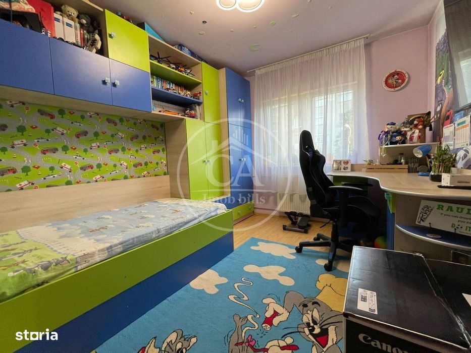 Apartament cu 3 camere de inchiriat in zona Nufarul, Oradea.