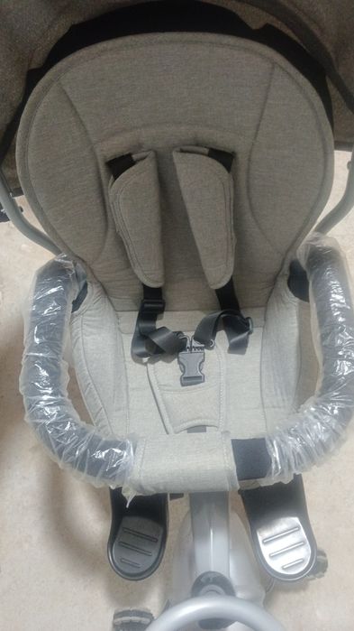 Вело-коляска отличном состоянии