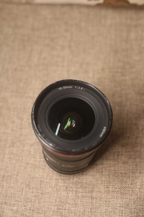 Объектив Canon EF 16-35mm f/2.8L II USM