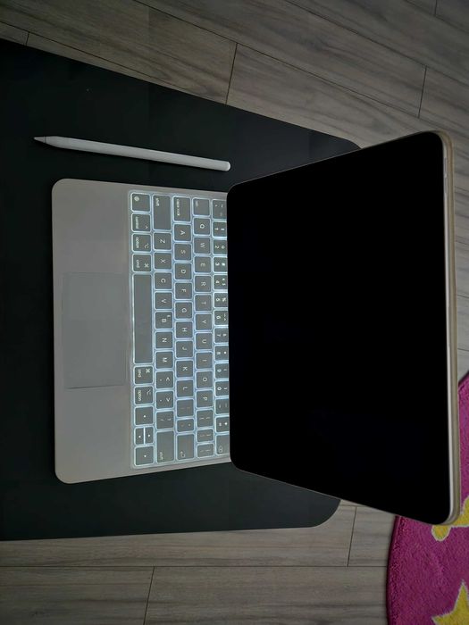 Apple iPad Air 5 + Apple Pencil 2 + Tastatură Baseus