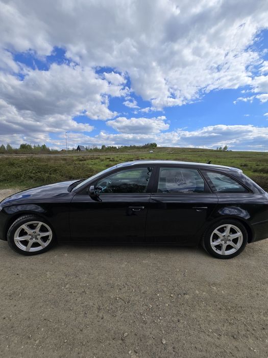 Vând Audi a4 b8 motor 2.0 TDI
