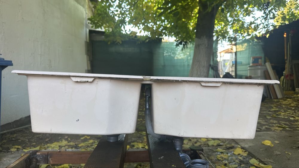 Vand chiuveta dubla din ceramica - crem