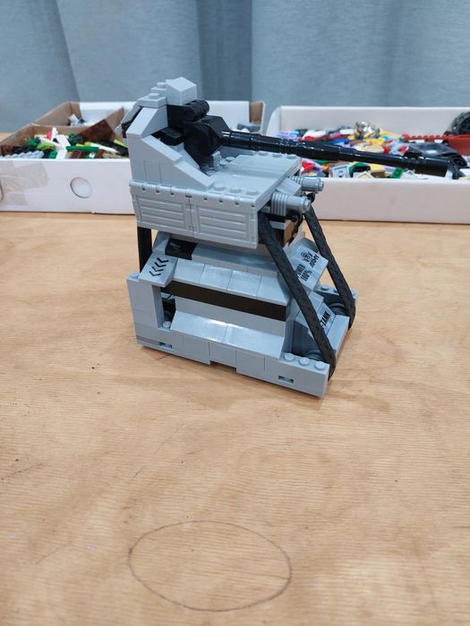 Продам оригинальные детали LEGO