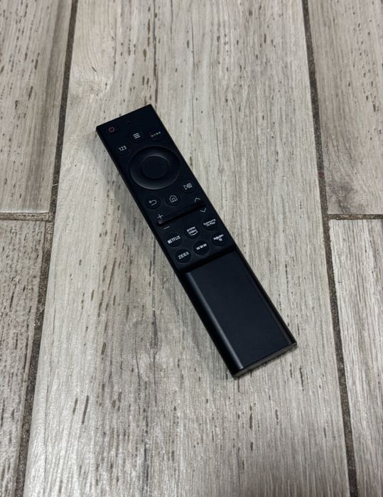 Telecomanda Smart TV Samsung cu Netflix