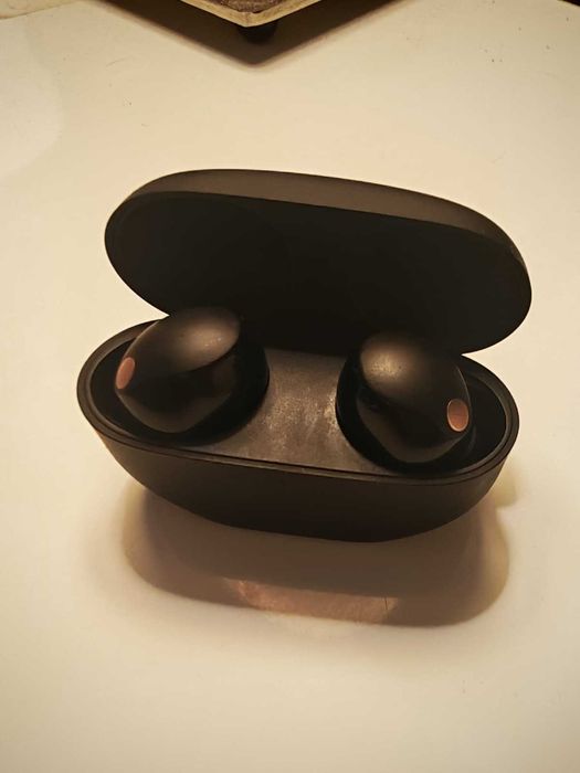 Vand casti Sony WF-1000XM5