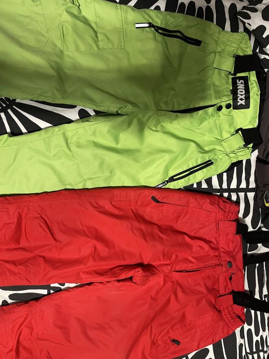 Pantaloni si geaca ski