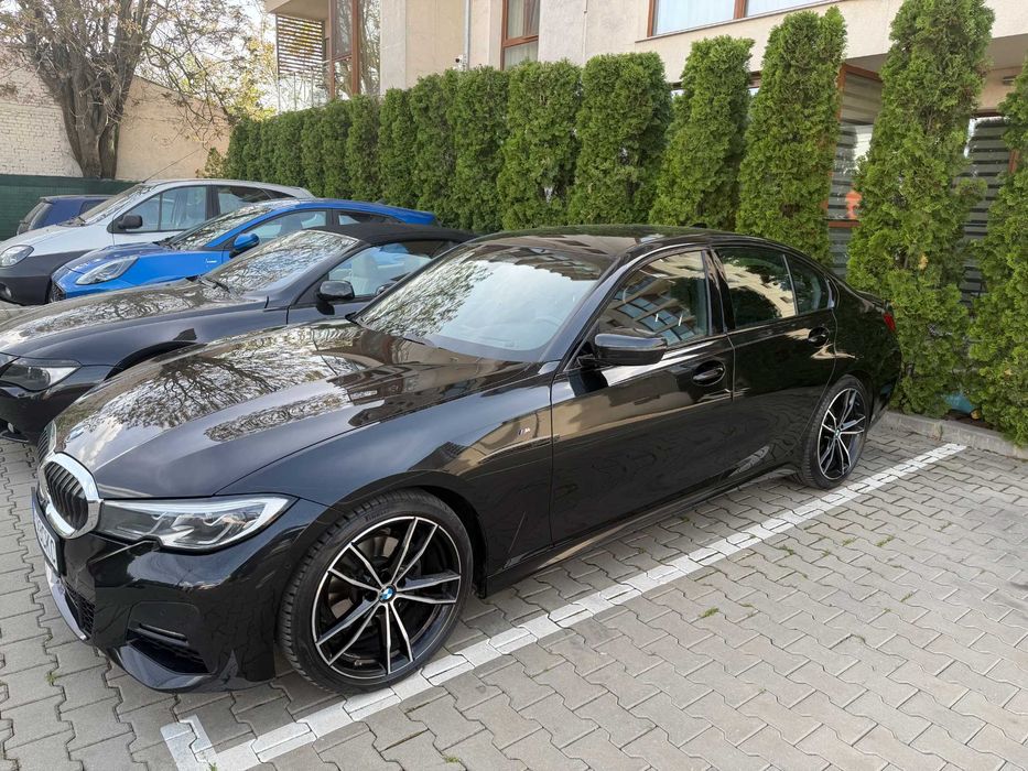 BMW 320d Pachet M - X Drive - TVA deductibil