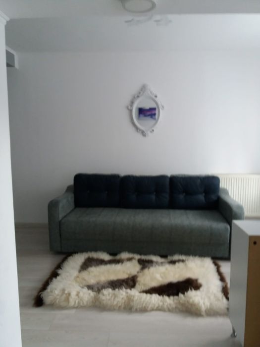 Vând apartament la munte