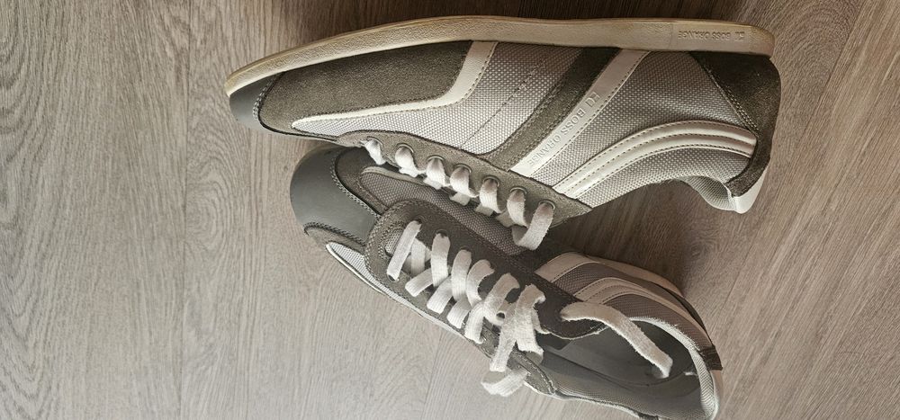 Обувки BOSS(номер-43)