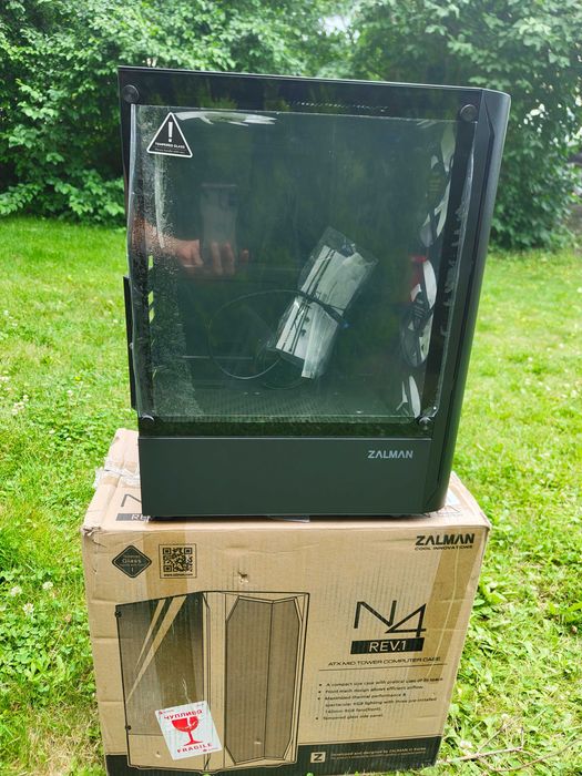 Компютърна кутия  Zalman Case ATX - N4