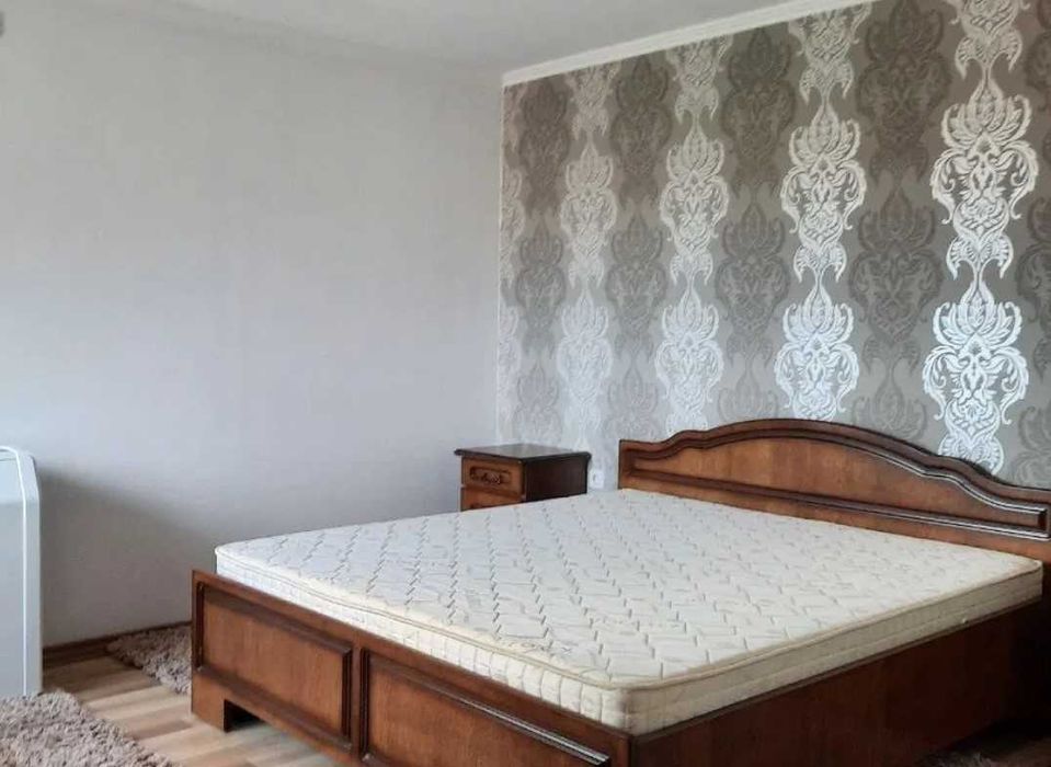 Дава се под наем Тристаен апартамент в Пловдив, Кършияка - 80 кв.м за 357 € - Снимка #4